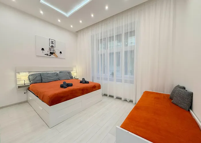 Izabellas Luxury Suite Downtown